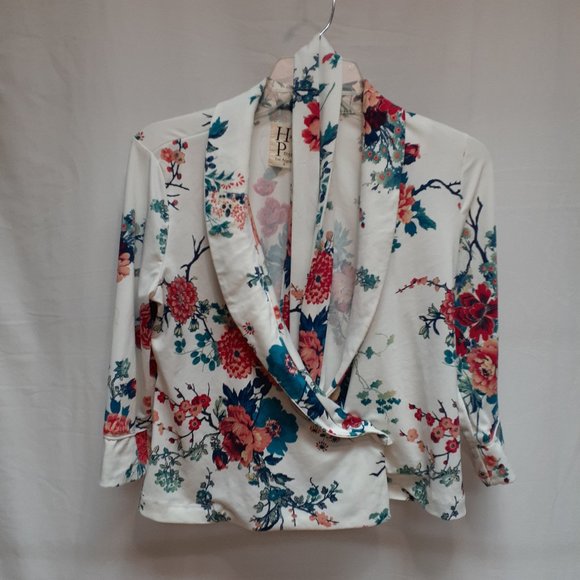 Top for any occasion - Picture 1 of 8